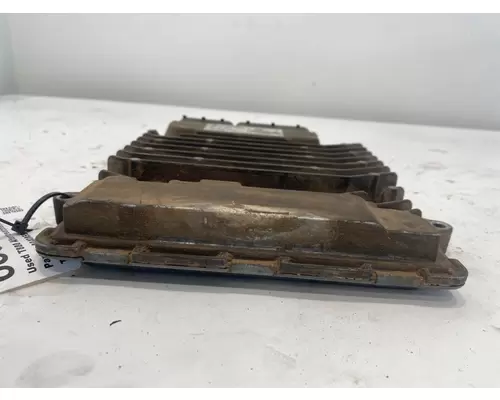 KENWORTH T880 ECM (EGR Maintenance Reminder)