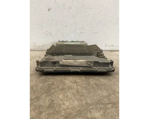 KENWORTH T880 ECM (EGR Maintenance Reminder)