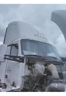 KENWORTH T880 FAIRING, WIND DEFLECTOR ROOF