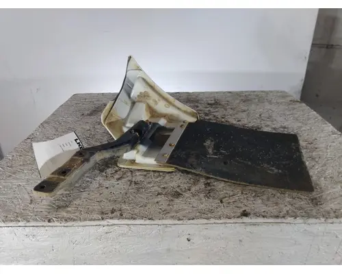 KENWORTH T880 FENDER EXTENSION