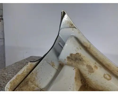 KENWORTH T880 FENDER EXTENSION