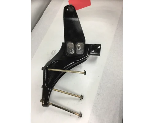 KENWORTH T880 FENDER MOUNTING