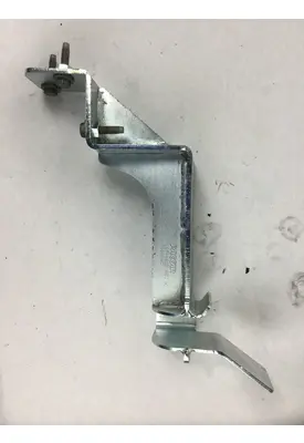 KENWORTH T880 FENDER MOUNTING