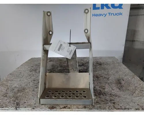 KENWORTH T880 FRAME STEP