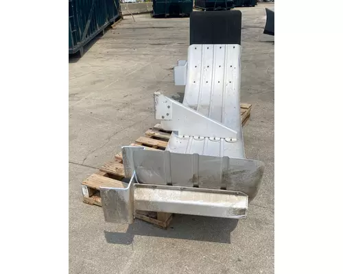 KENWORTH T880 Fender Extension