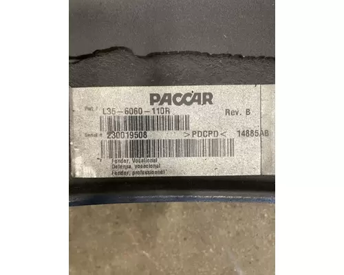 KENWORTH T880 Fender Extension