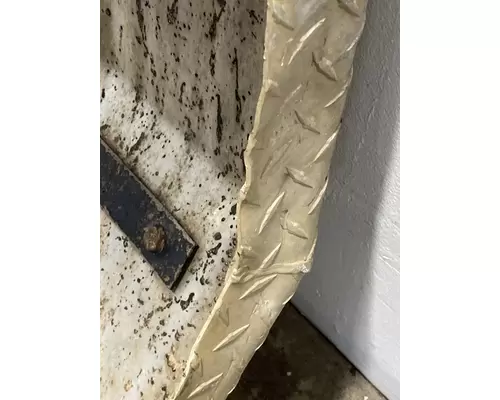 KENWORTH T880 Fender Extension