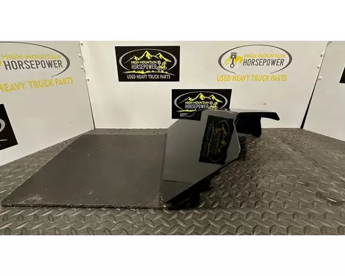KENWORTH T880 Fender Extension