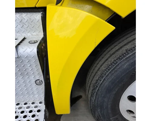 KENWORTH T880 Fender Extension