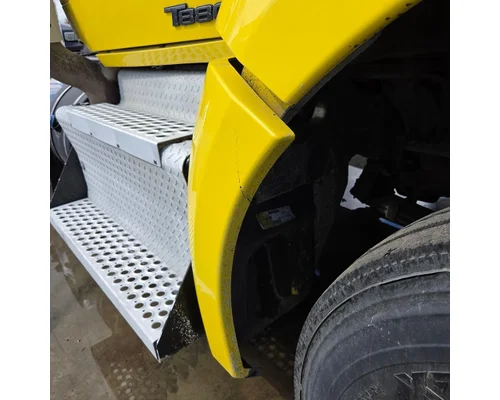 KENWORTH T880 Fender Extension