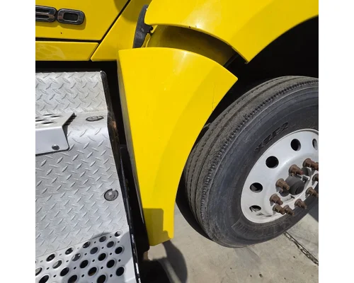 KENWORTH T880 Fender Extension