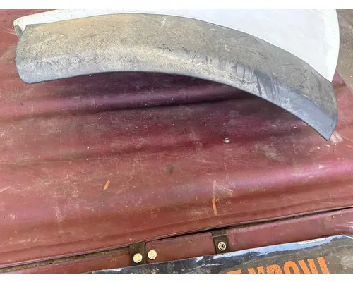 KENWORTH T880 Fender Extension