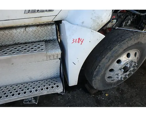 KENWORTH T880 Fender Extension