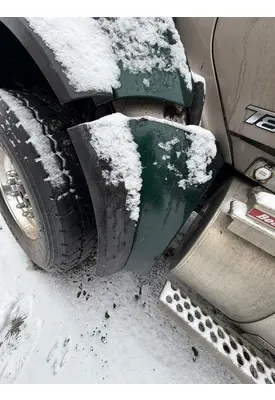 KENWORTH T880 Fender Extension