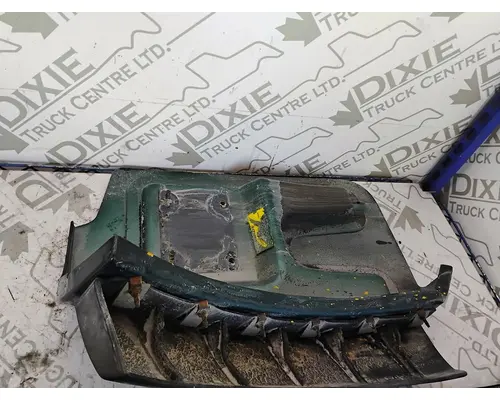 KENWORTH T880 Fender Extension