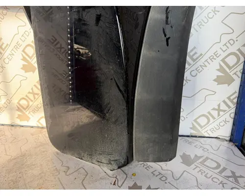 KENWORTH T880 Fender Extension