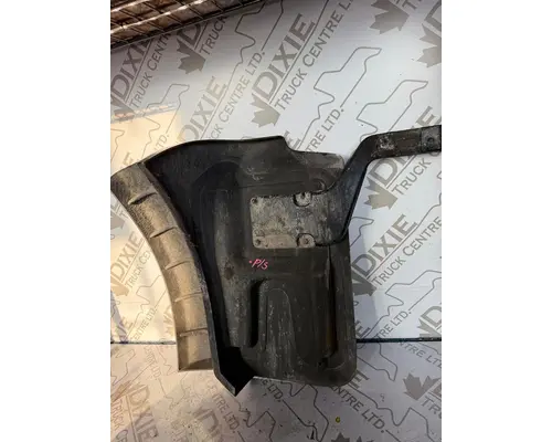 KENWORTH T880 Fender Extension