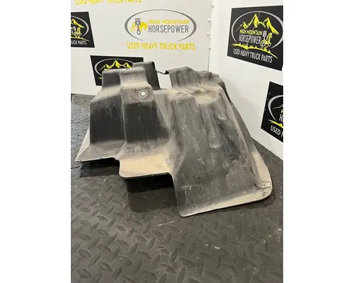 KENWORTH T880 Fender