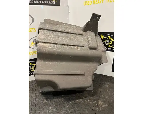 KENWORTH T880 Fender