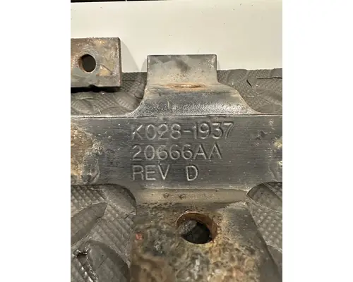 KENWORTH T880 Fuel Tank StrapHanger