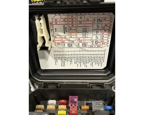 KENWORTH T880 Fuse Box