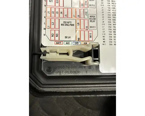 KENWORTH T880 Fuse Box
