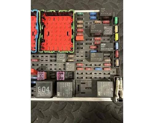KENWORTH T880 Fuse Box