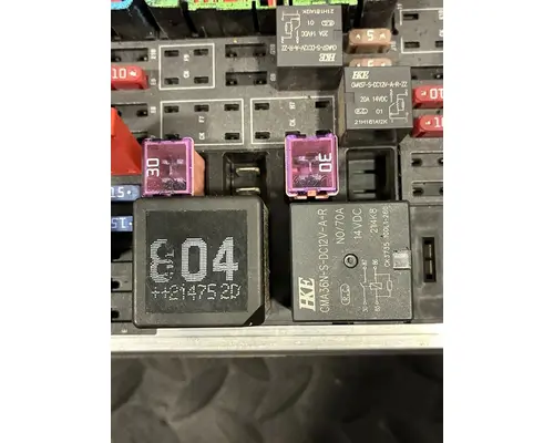 KENWORTH T880 Fuse Box