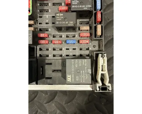KENWORTH T880 Fuse Box