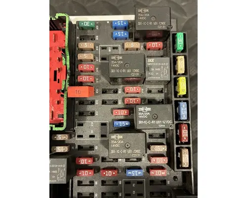 KENWORTH T880 Fuse Box