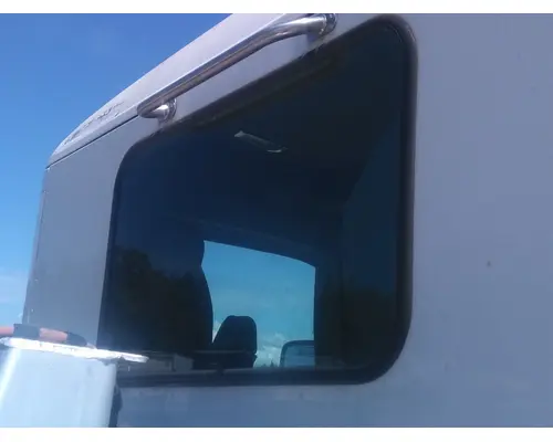 KENWORTH T880 GLASS, BACK
