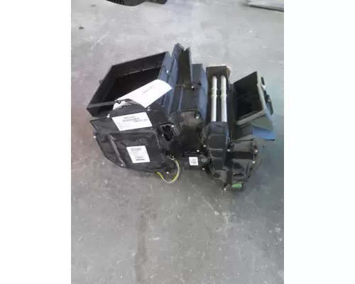 KENWORTH T880 HEATER ASSEMBLY