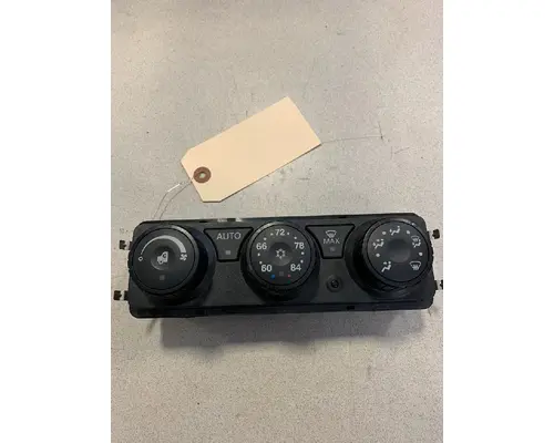 KENWORTH T880 HEATER CONTROL