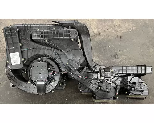 KENWORTH T880 Heater Assembly