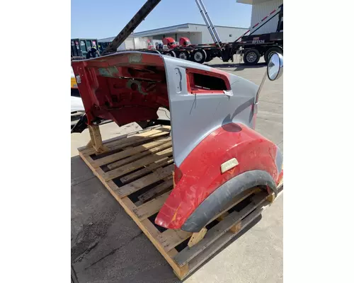 KENWORTH T880 Hood