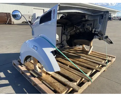 KENWORTH T880 Hood