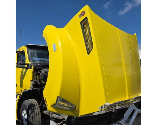 KENWORTH T880 Hood