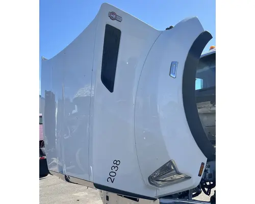 KENWORTH T880 Hood OEM# L29-6208-1110100 in SPOKANE VALLEY