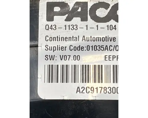 KENWORTH T880 Instrument Cluster