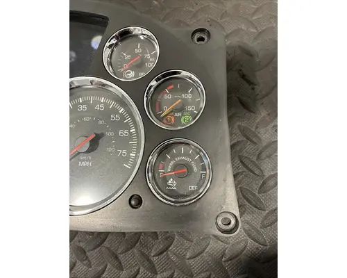 KENWORTH T880 Instrument Cluster