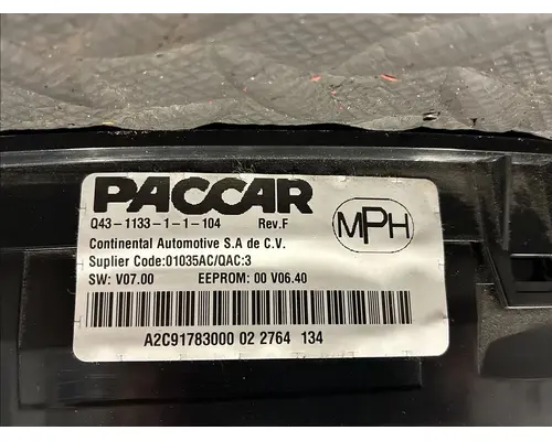 KENWORTH T880 Instrument Cluster