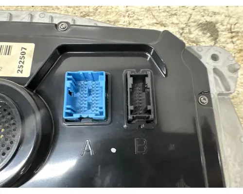 KENWORTH T880 Instrument Cluster