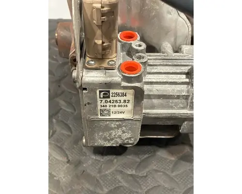 KENWORTH T880 JakeEngine Brake