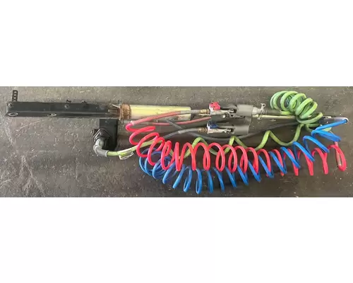 KENWORTH T880 POGO stick, Airelectrical line mount