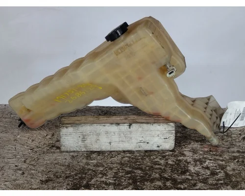 KENWORTH T880 RADIATOR OVERFLOW TANK