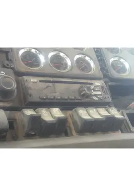 KENWORTH T880 RADIO AM/FM/BLUETOOTH