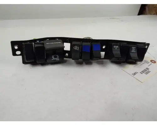 KENWORTH T880 ROCKER SWITCH