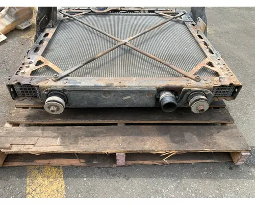 KENWORTH T880 Radiator