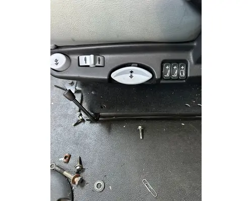 KENWORTH T880 Seat, Front
