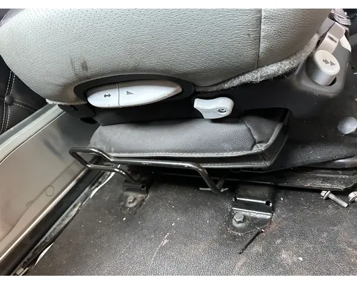 KENWORTH T880 Seat, Front